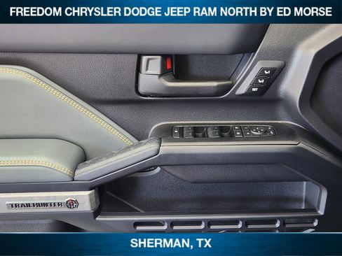 Used 2025 Toyota 4Runner Trailhunter image 20