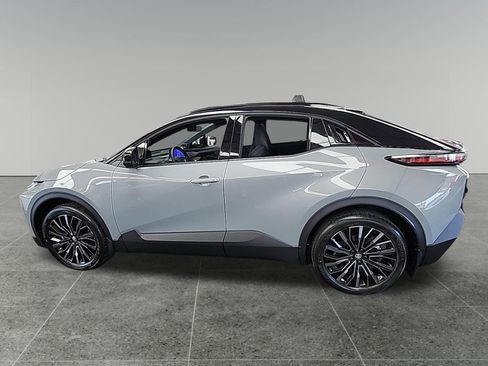 New 2026 Toyota C-HR AWD/4WD image 4