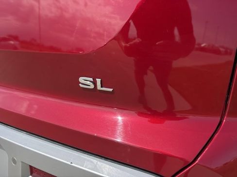 Used 2022 Nissan Pathfinder SL w/ SL Premium Package FWD image 11