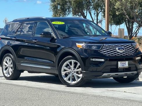 Used 2023 Ford Explorer Platinum w/ Technology Package AWD/4WD image 1