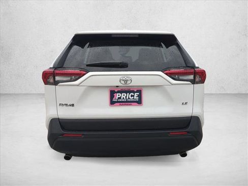 Certified 2025 Toyota RAV4 LE FWD image 7