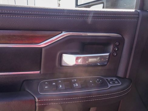 Used 2024 RAM 2500 Laramie image 18