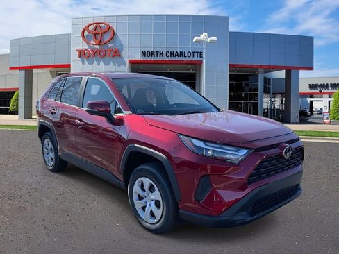 New 2025 Toyota RAV4 LE image 3