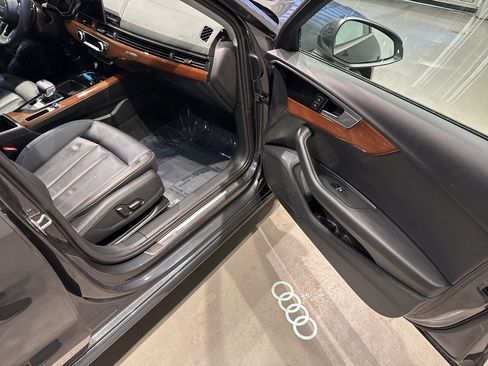 Used 2022 Audi A4 2.0T Premium image 41