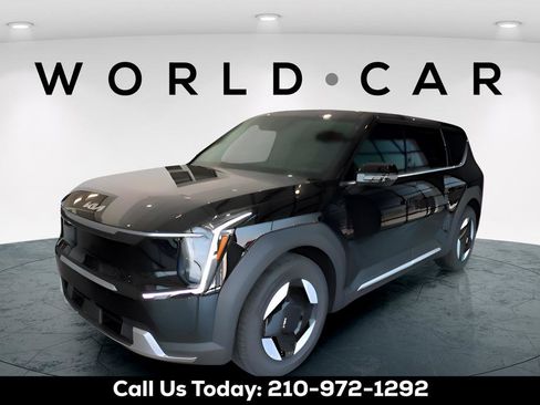 New 2026 Kia EV9 Light RWD image 3