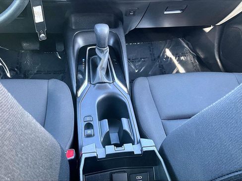 Used 2023 Toyota Corolla LE image 30