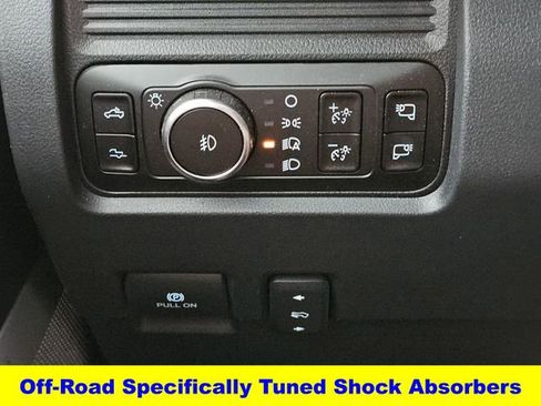 New 2026 Ford F250 Platinum w/ FX4 Off-Road Package AWD/4WD image 20