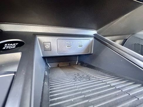 New 2026 Nissan Kicks SR w/ Cold Weather Package image 21