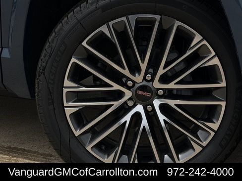 New 2026 GMC Terrain Denali w/ LPO, Floor Liner Package AWD/4WD image 9