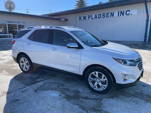 Used 2018 Chevrolet Equinox Premier image 21