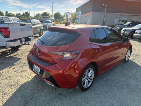 Used 2019 Toyota Corolla SE w/ Carpet Mat Package FWD image 5