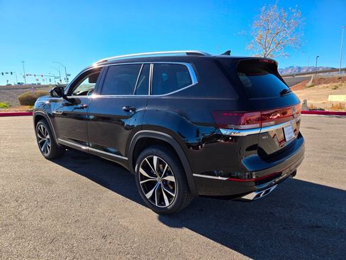 New 2026 Volkswagen Atlas SEL Premium R-Line AWD/4WD image 3