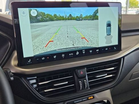 Used 2025 Ford Escape Active w/ Tech Pack #1 FWD image 18