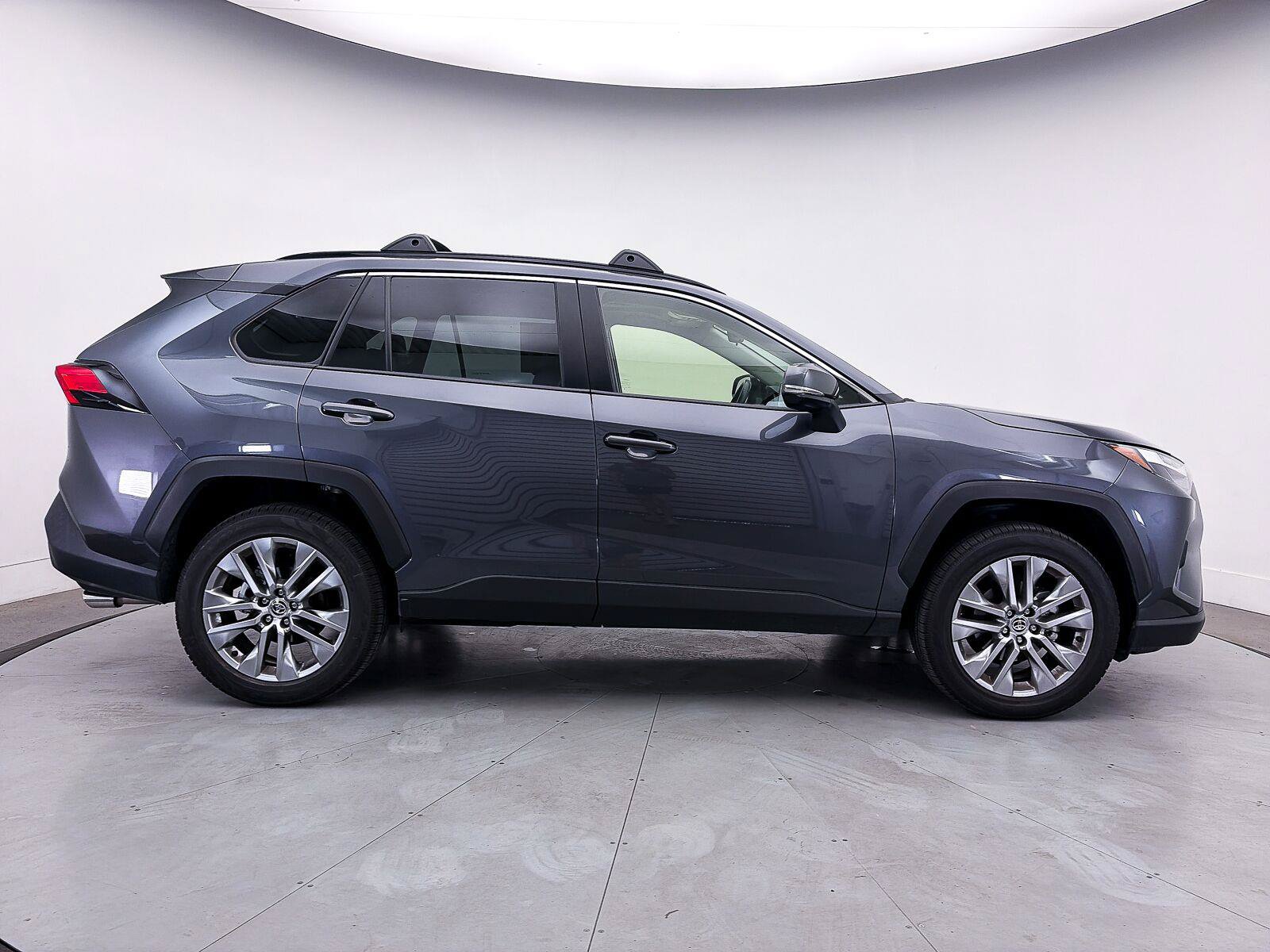 Used 2023 Toyota RAV4 XLE Premium FWD image 38