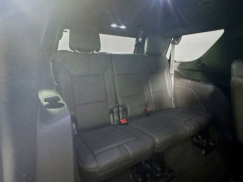 Used 2021 Chevrolet Tahoe RST w/ Luxury Package RWD image 31