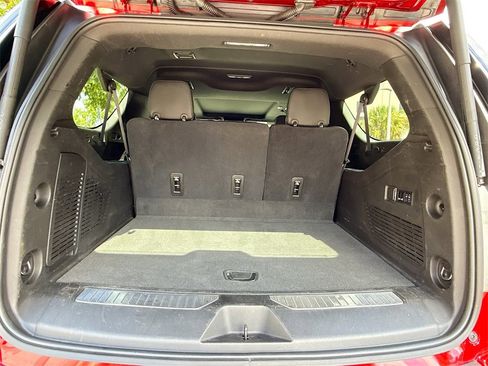 Used 2021 Chevrolet Suburban Premier w/ Premium Package image 30