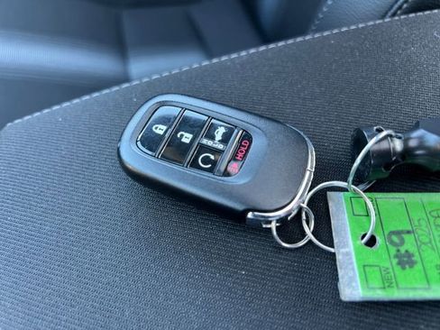 Used 2025 Honda Civic Sport image 33