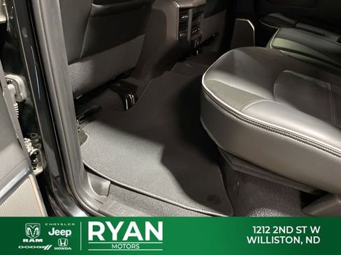 New 2026 RAM 2500 Laramie AWD/4WD image 36