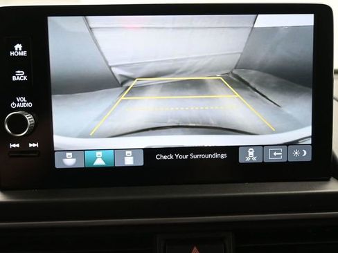 Used 2025 Honda Pilot EX-L image 33