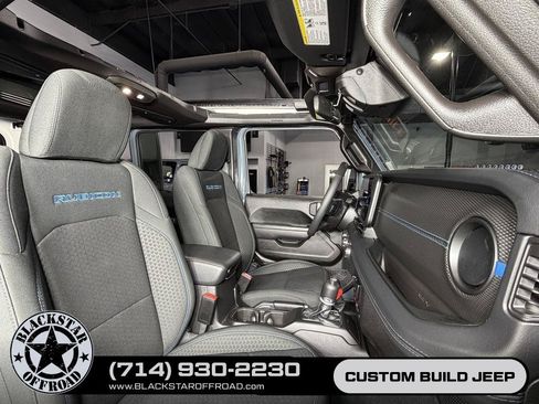 Used 2025 Jeep Wrangler Unlimited Rubicon 4xe w/ Safety Group AWD/4WD image 26