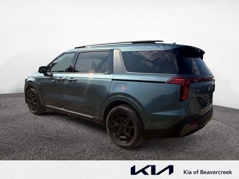 Used 2026 Kia Carnival SX w/ SX Dark Edition Package image 3