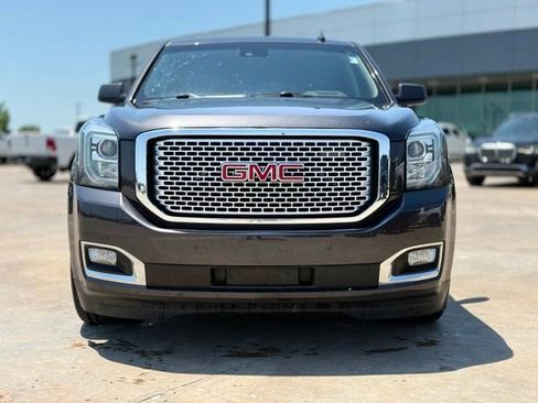 Used 2016 GMC Yukon Denali w/ Open Road Package AWD/4WD image 3