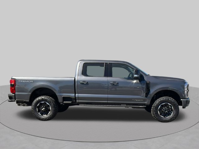 New 2026 Ford F350 Lariat w/ Tremor Off-Road Package AWD/4WD image 2