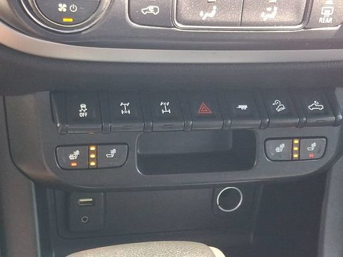 Used 2018 Chevrolet Colorado ZR2 AWD/4WD image 24