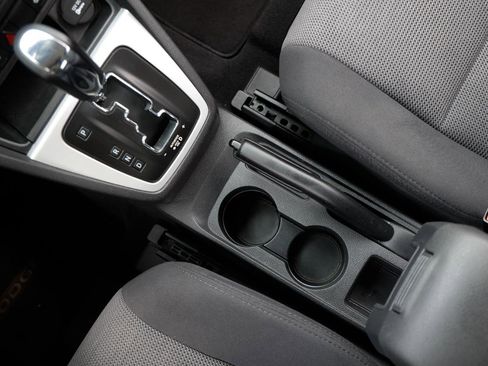 Used 2011 Dodge Caliber Heat w/ Security Group FWD image 33