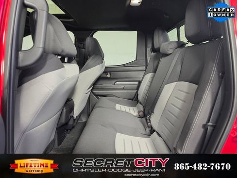 Used 2025 Toyota Tacoma TRD Sport w/ TRD Sport Upgrade Package image 28