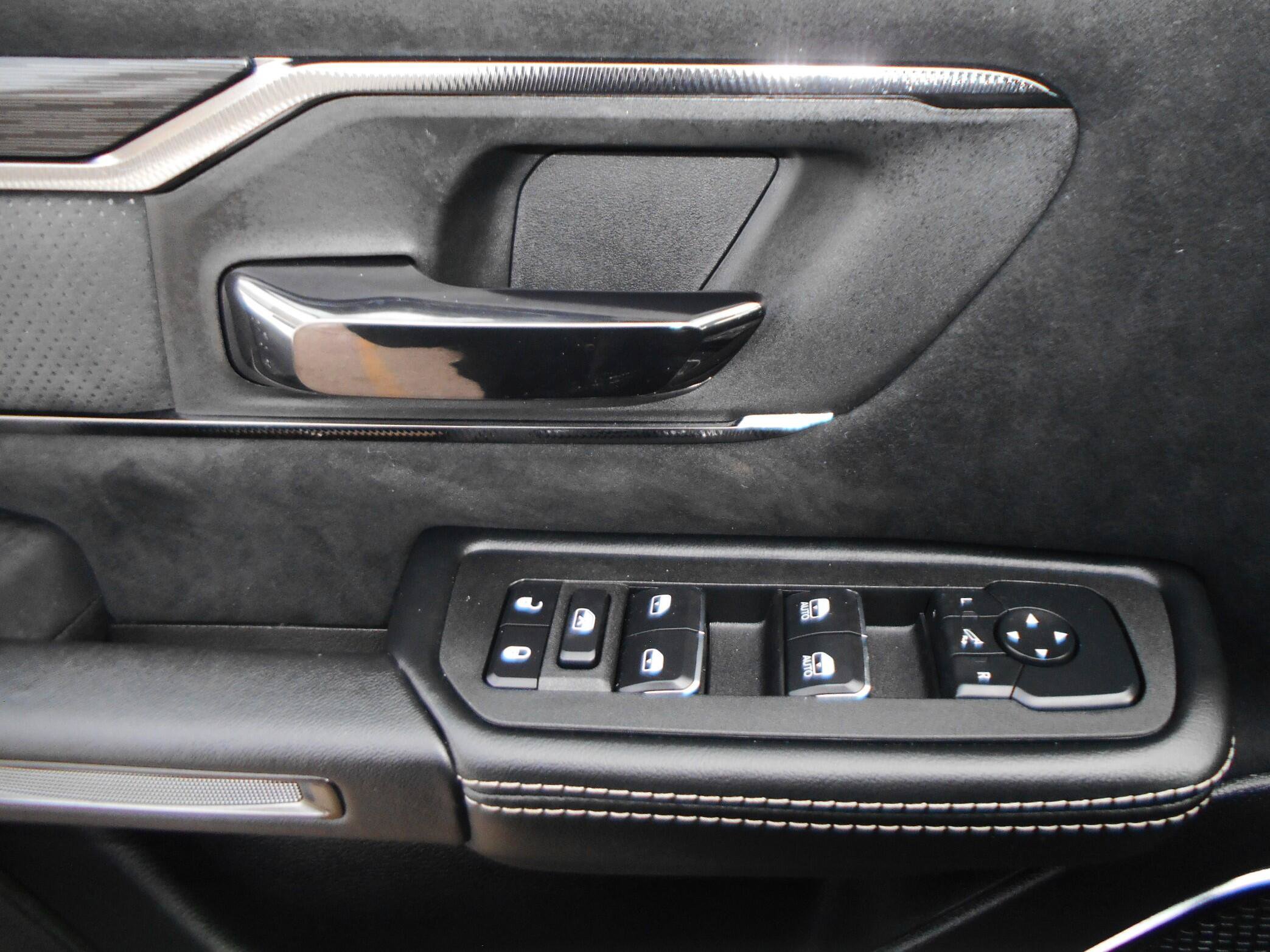 New 2026 RAM 1500 RHO AWD/4WD image 17
