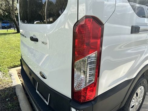 Used 2023 Ford Transit 350 XLT image 22