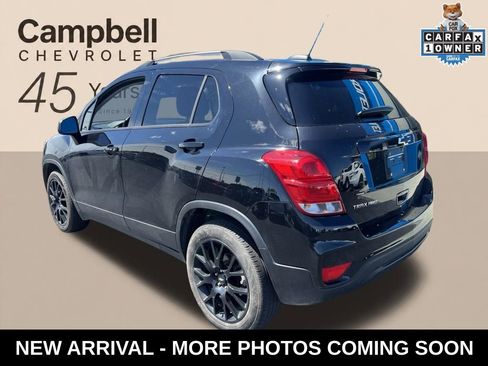 Used 2022 Chevrolet Trax LT w/ Driver Confidence Package AWD/4WD image 3