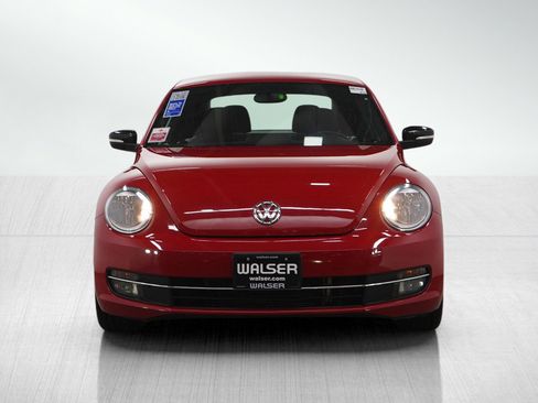 Used 2013 Volkswagen Beetle 2.0T image 8