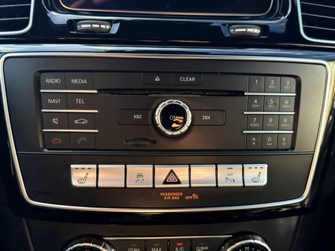 Used 2017 Mercedes-Benz GLE 350 4MATIC image 24