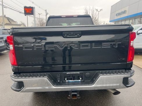 Used 2022 Chevrolet Silverado 2500 LTZ w/ LPO, Dark Essentials Package image 5