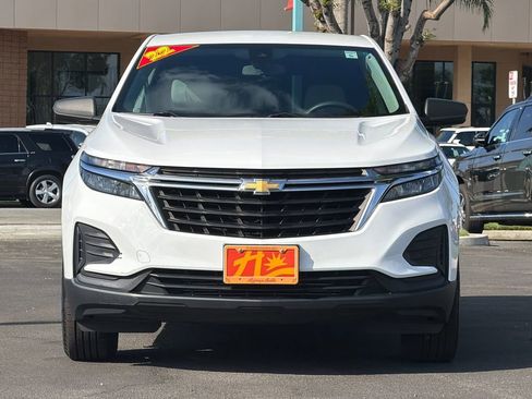 Used 2022 Chevrolet Equinox LS w/ LPO, Floor Liner Package AWD/4WD image 8