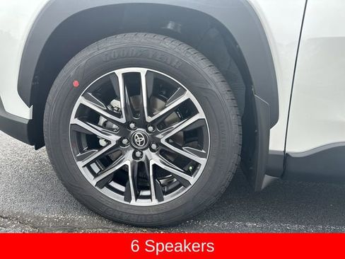 New 2026 Toyota Corolla Cross XLE w/ Convenience Package image 20