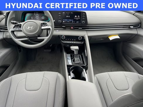 Certified 2025 Hyundai Elantra Blue image 22