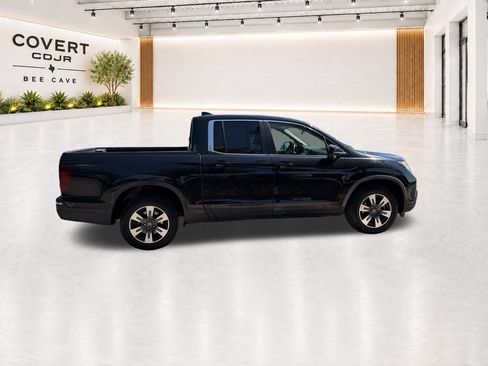 Used 2017 Honda Ridgeline RTL-T image 13