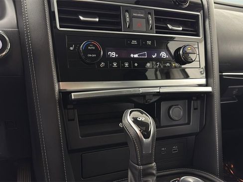 Used 2024 INFINITI QX80 Luxe image 22