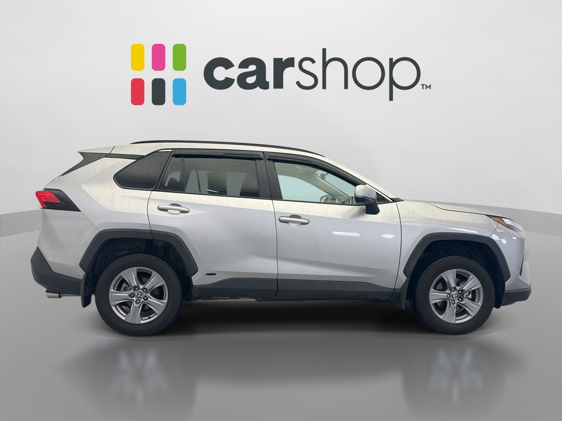 Used 2025 Toyota RAV4 XLE w/ Convenience Package AWD/4WD image 6