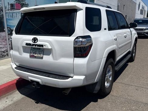 Used 2019 Toyota 4Runner SR5 Premium AWD/4WD image 5