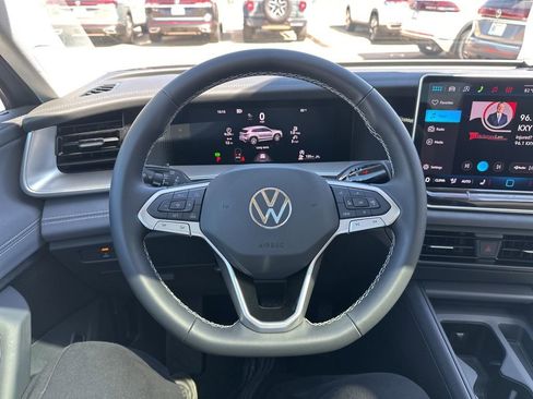 New 2026 Volkswagen Tiguan SE AWD/4WD image 10