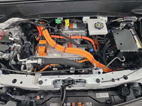 New 2027 Chevrolet Bolt LT w/ Comfort Package FWD image 34