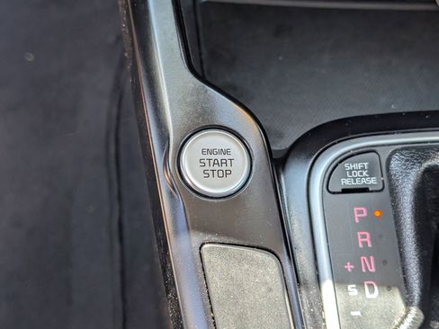Used 2020 Kia Soul GT-Line w/ GT 2.0L Power Sunroof Package FWD image 18