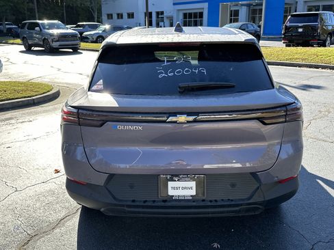 New 2025 Chevrolet Equinox EV LT image 6