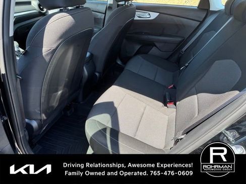 Used 2024 Kia Forte LXS w/ LXS Technology Package FWD image 9