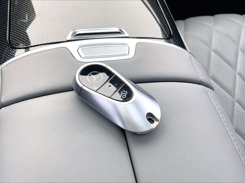 Certified 2022 Mercedes-Benz S 580 4MATIC Sedan image 14