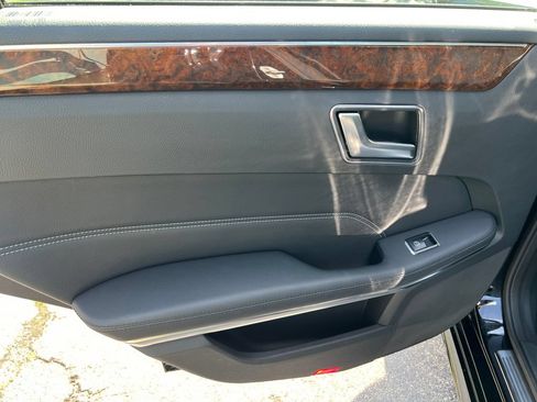 Used 2014 Mercedes-Benz E 350 Sedan image 14